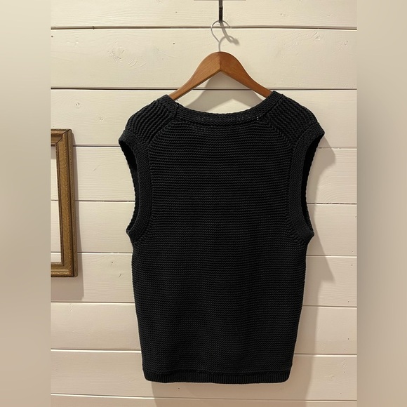 📍BCBGMAXAZRIA Black cotton sleeveless top size M - Picture 9 of 9